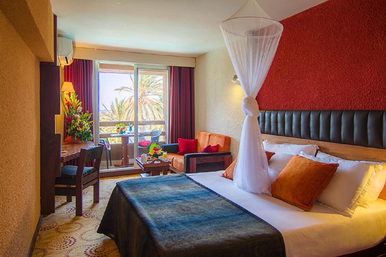 Hotel Jardin Savana Dakar Exteriör bild