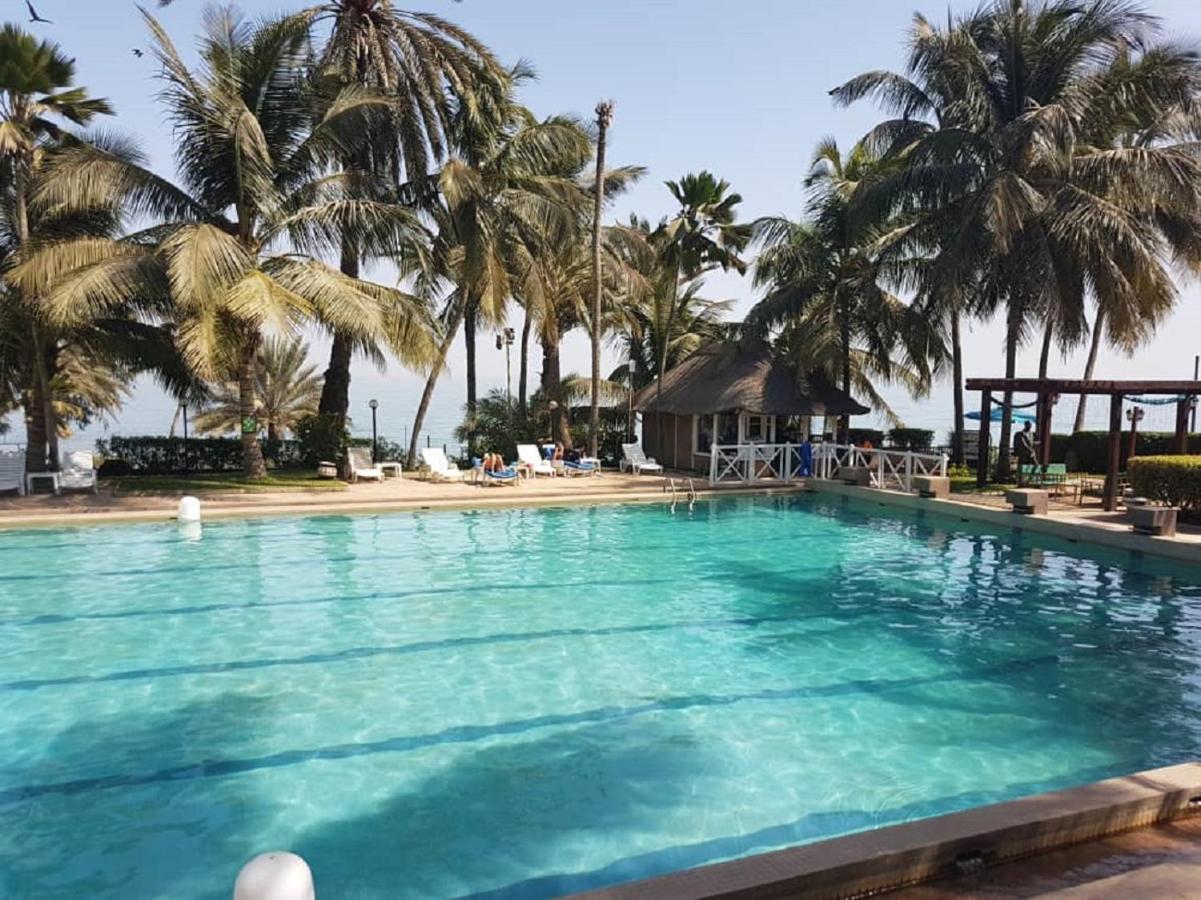 Hotel Jardin Savana Dakar Exteriör bild