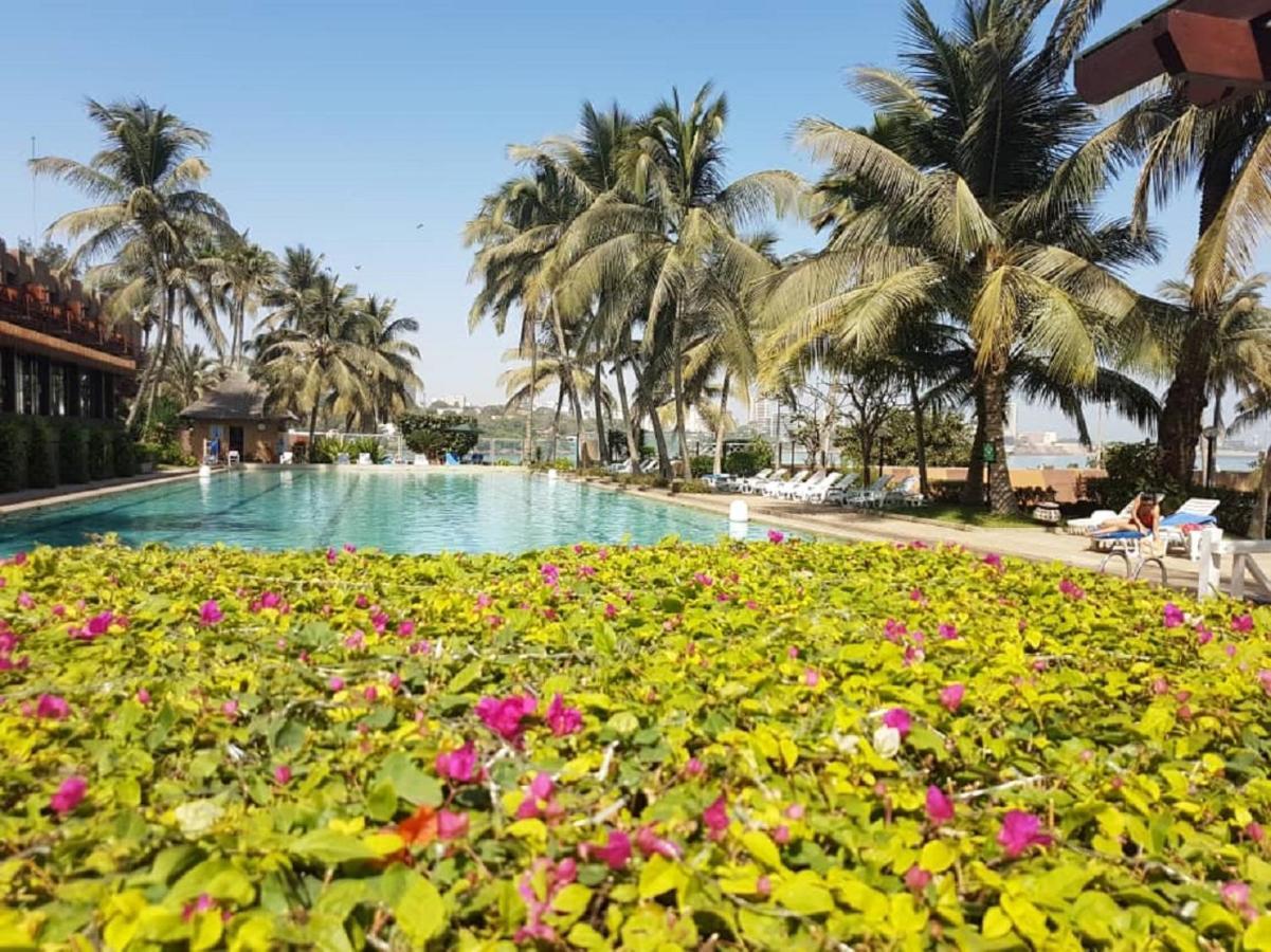 Hotel Jardin Savana Dakar Exteriör bild