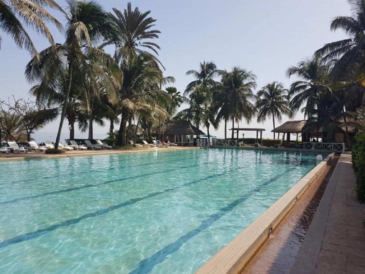 Hotel Jardin Savana Dakar Exteriör bild