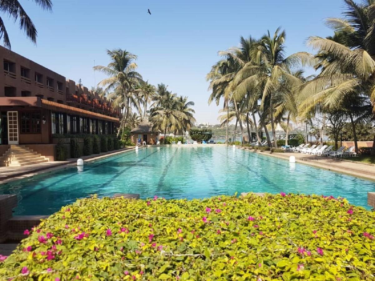 Hotel Jardin Savana Dakar Exteriör bild
