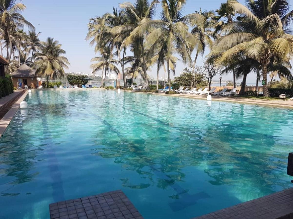 Hotel Jardin Savana Dakar Exteriör bild