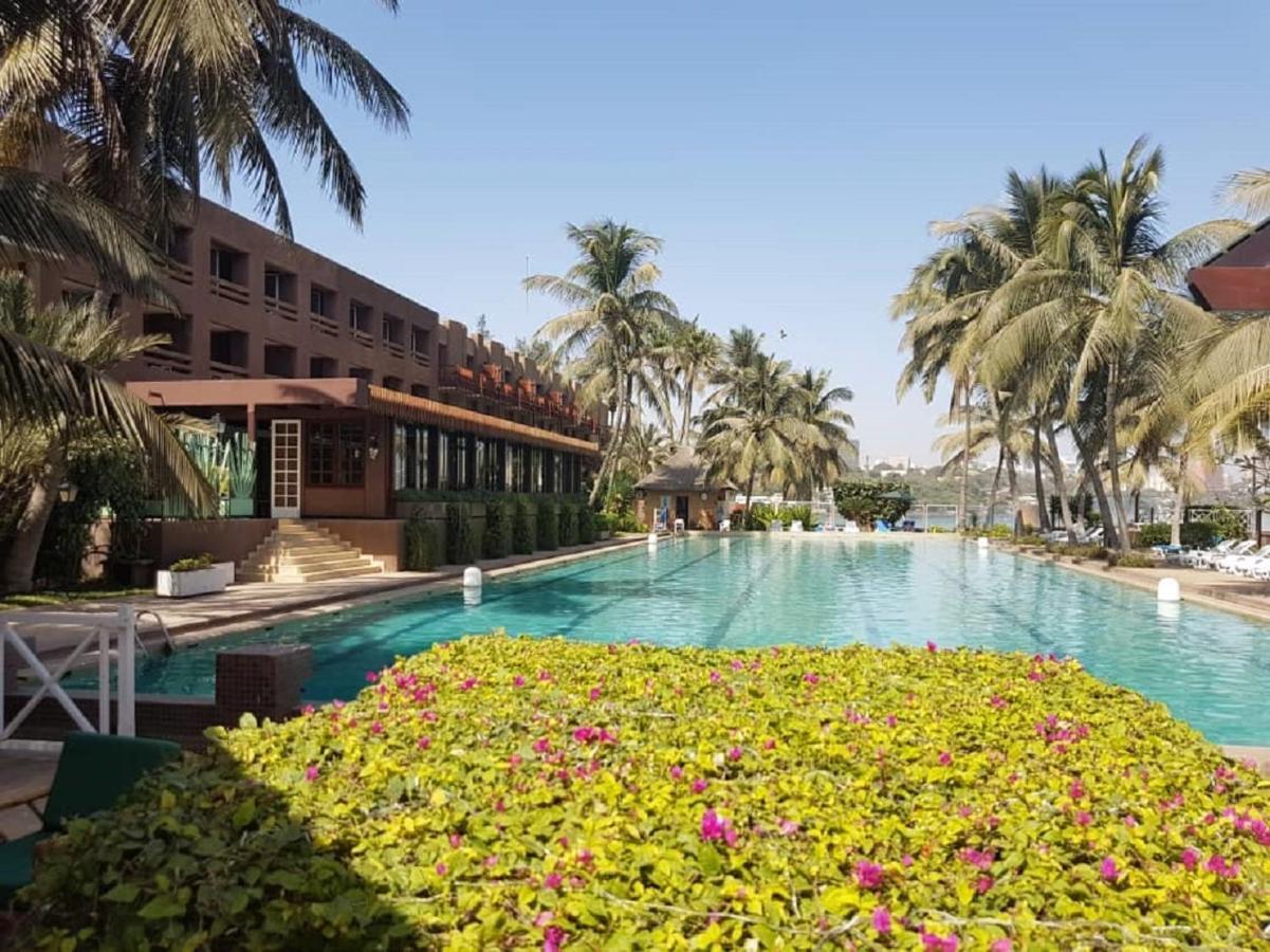 Hotel Jardin Savana Dakar Exteriör bild