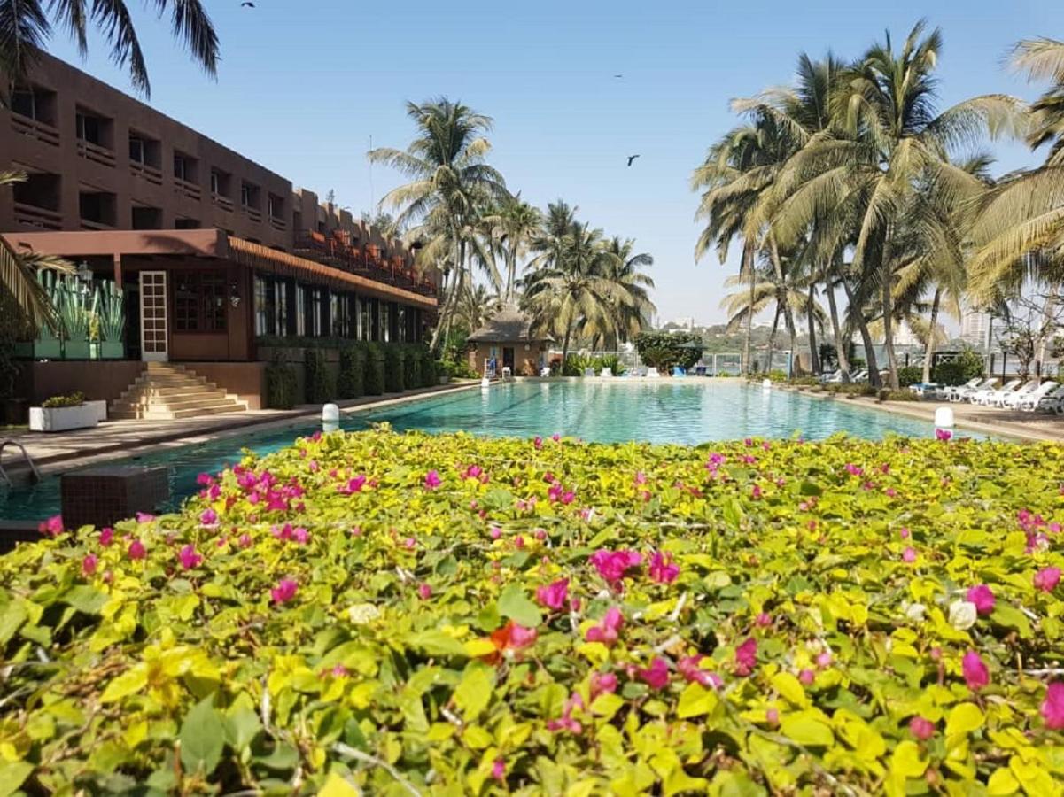 Hotel Jardin Savana Dakar Exteriör bild